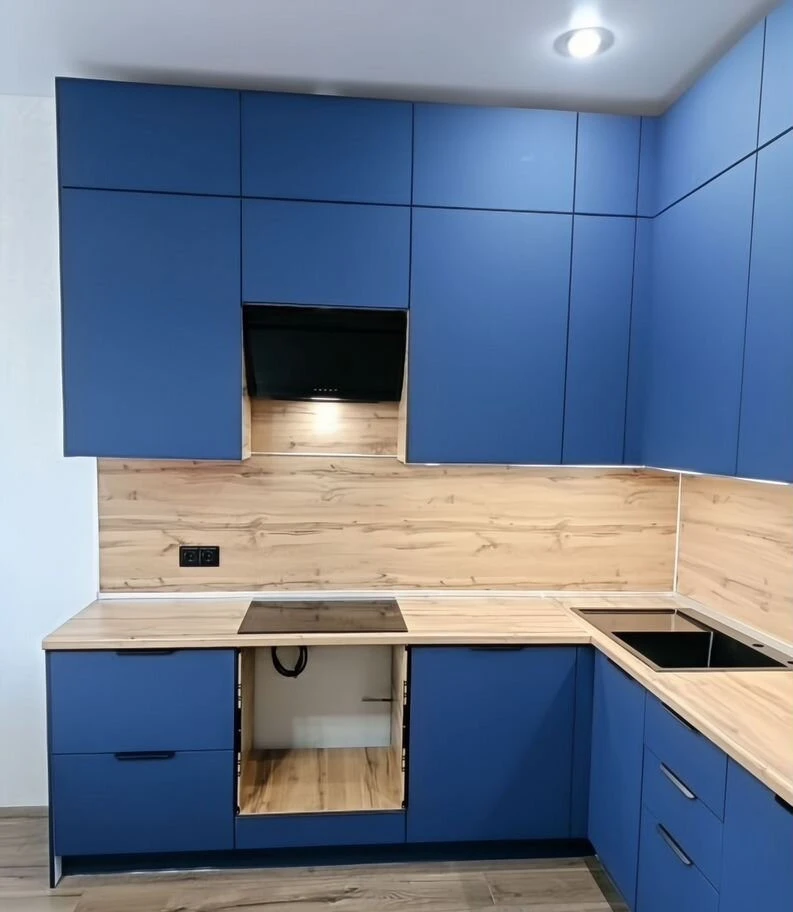 Кухня на заказ за 14 дней, фурнитура Blum, Эггер